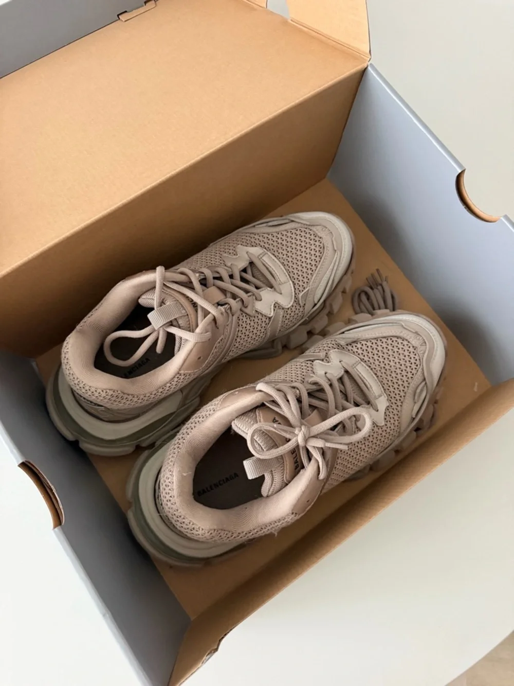 New. Balenciaga Beige/Taupe Track Trainer Sneakers - Picture 3 of 16